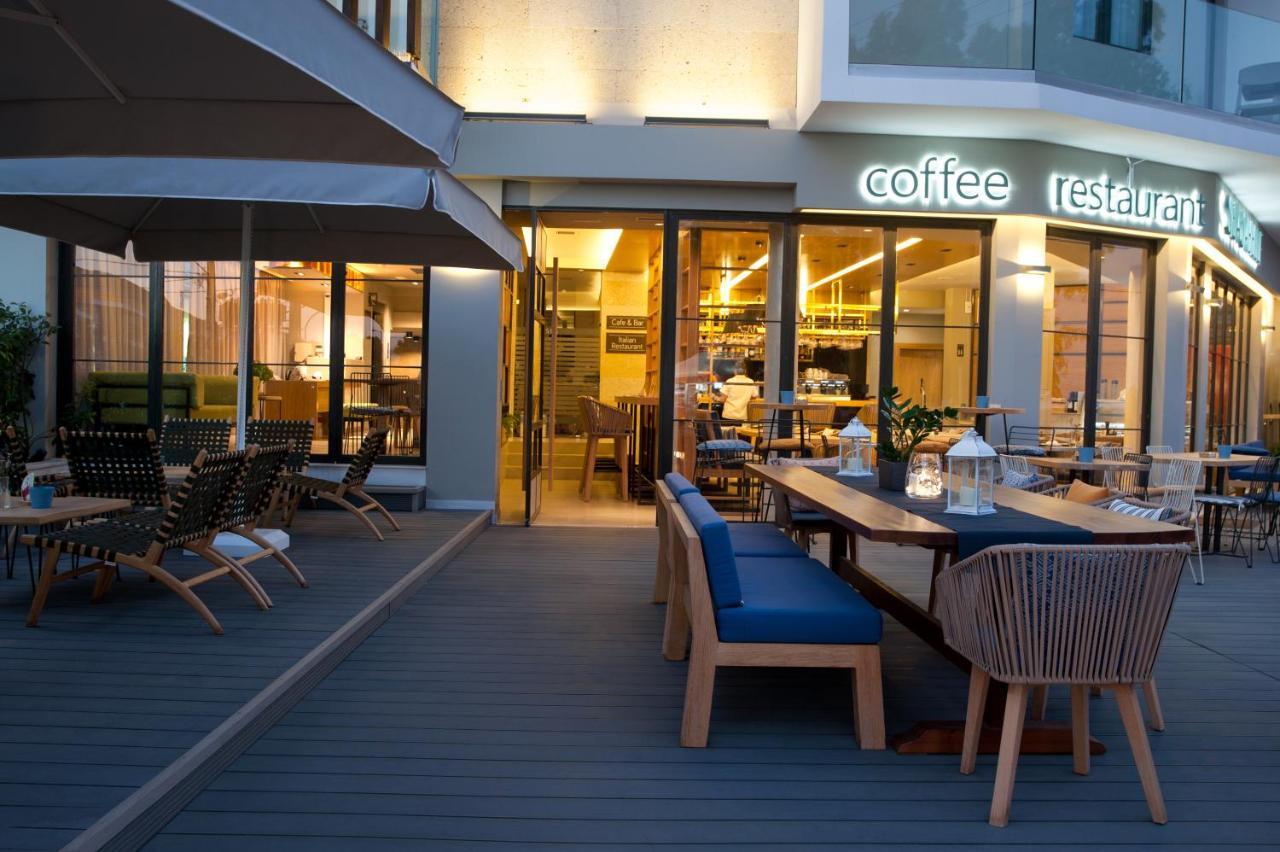 Seasabelle Near Athens Airport